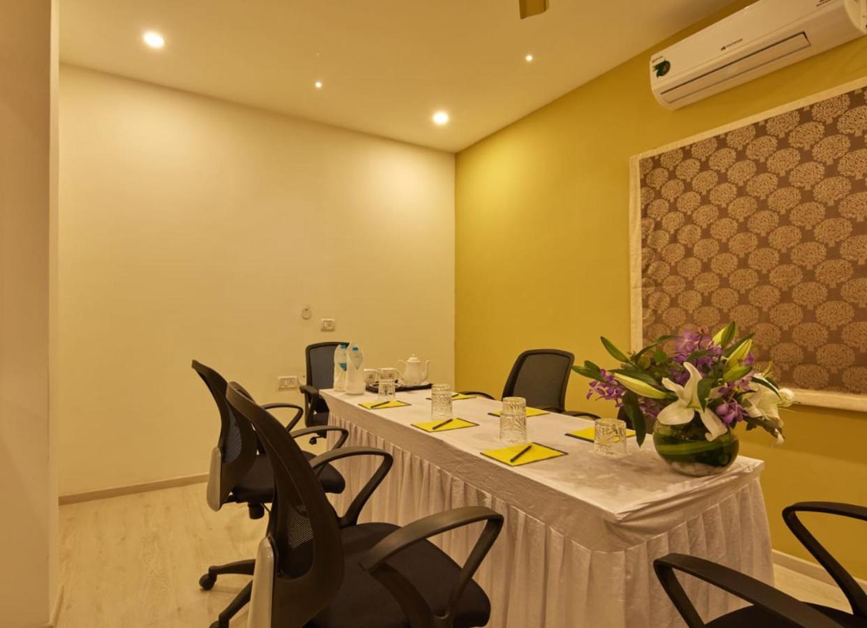 העיר בנגלור Regenta Inn Indiranagar By Royal Orchid Hotels מראה חיצוני תמונה